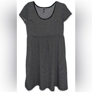 Thyme Black and White Polka Dot Dress. Sz Large